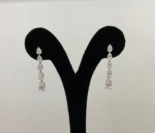 1CT PEAR IN GRADUATED EARRING (CTA1278)