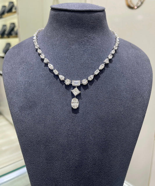 3CT OVAL WITH MIX SHAPE SOLITAIRE DIAMOND NECKLACE ( LARJS3581)