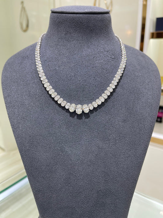 2CT OVAL GRADUATION DIAMOND NECKLACE (CTA1320)