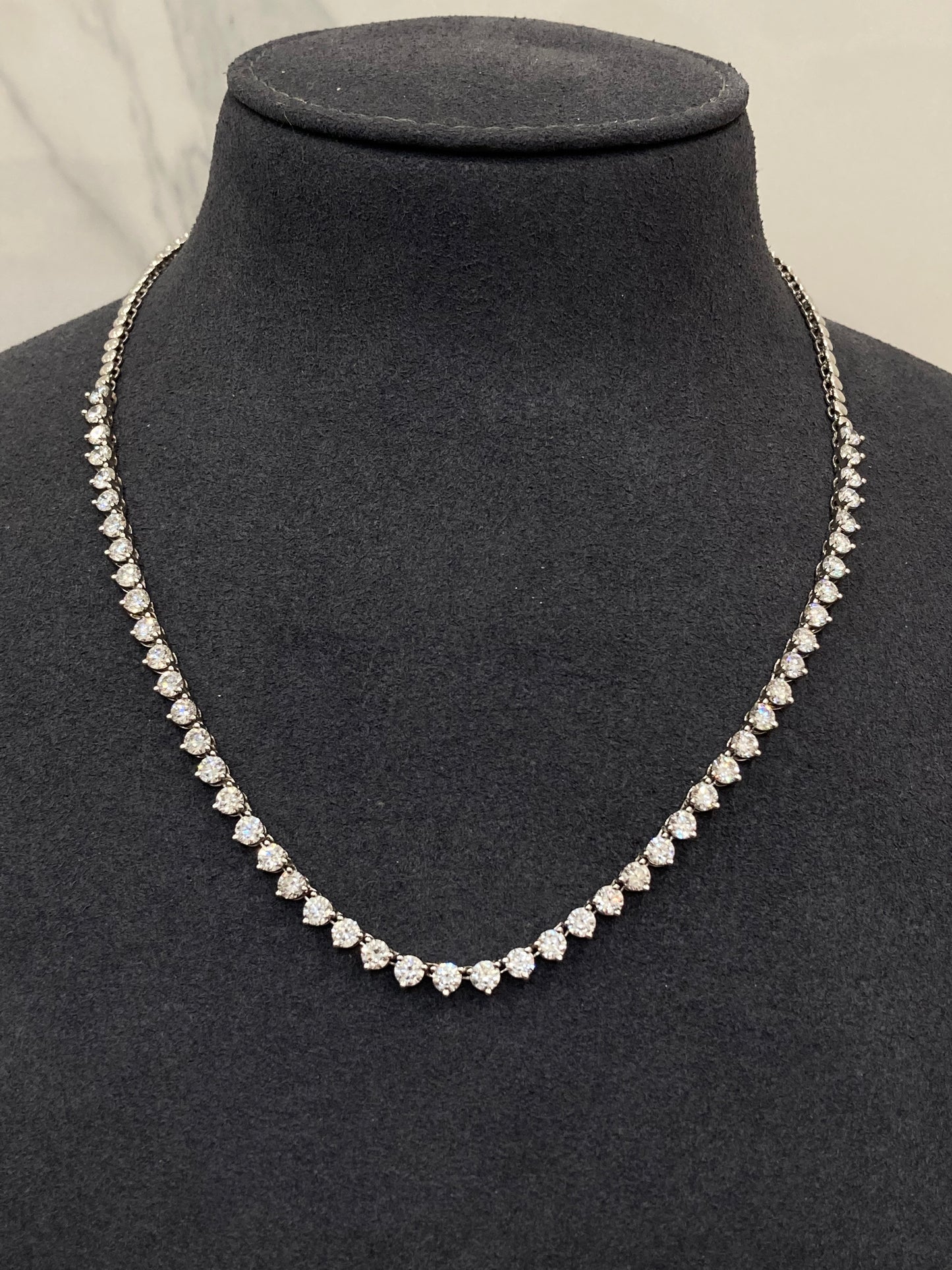 15PT ROUND DIAMOND HALF 3PRONG NECKLACE