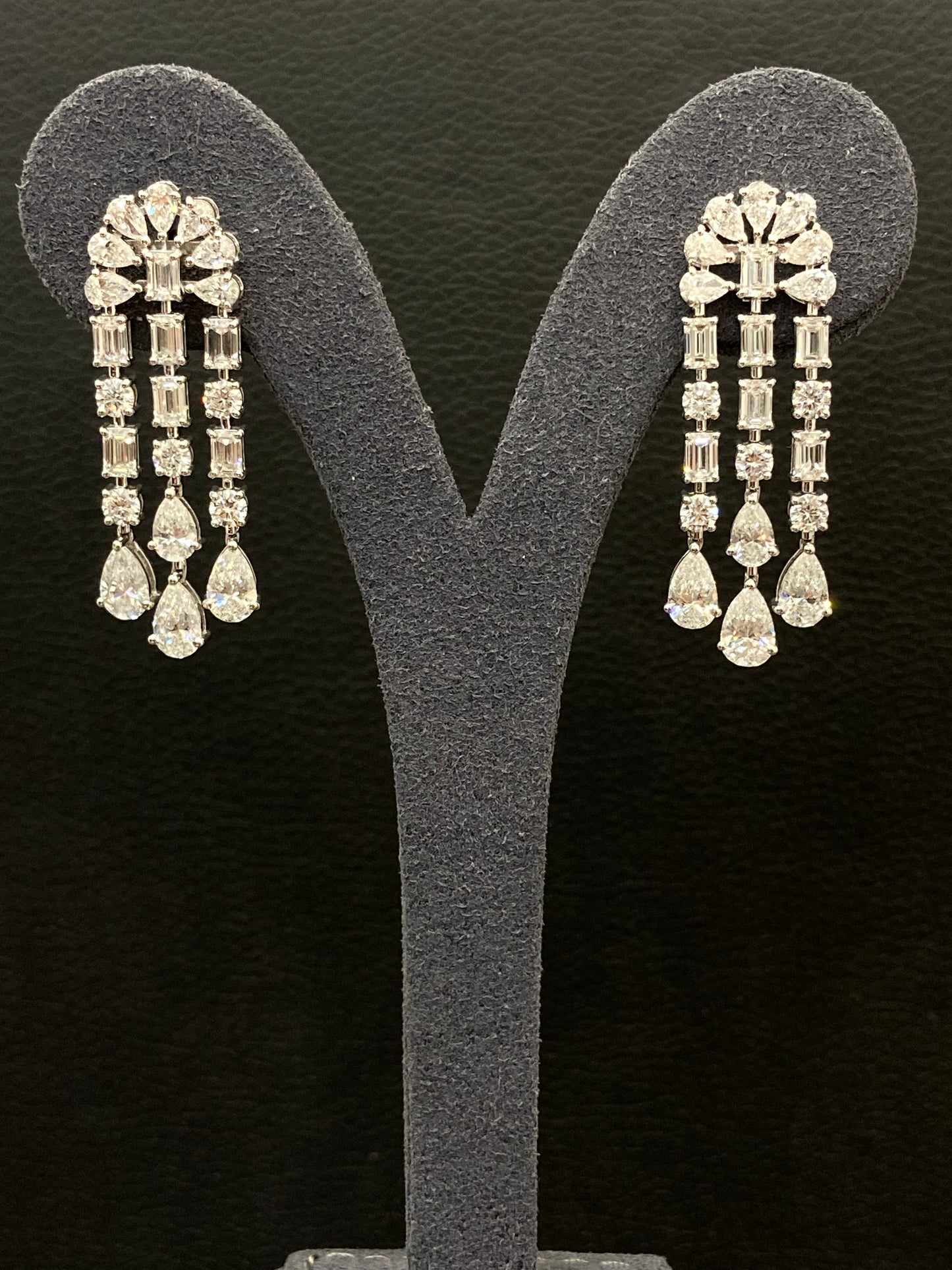 3LINE DANGLING EARRING