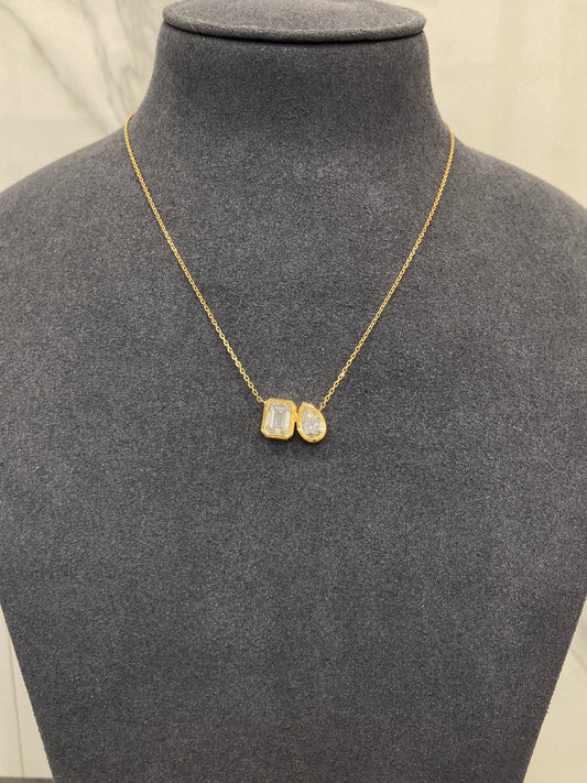 PEAR AND EMERALD DIAMOND PENDANT