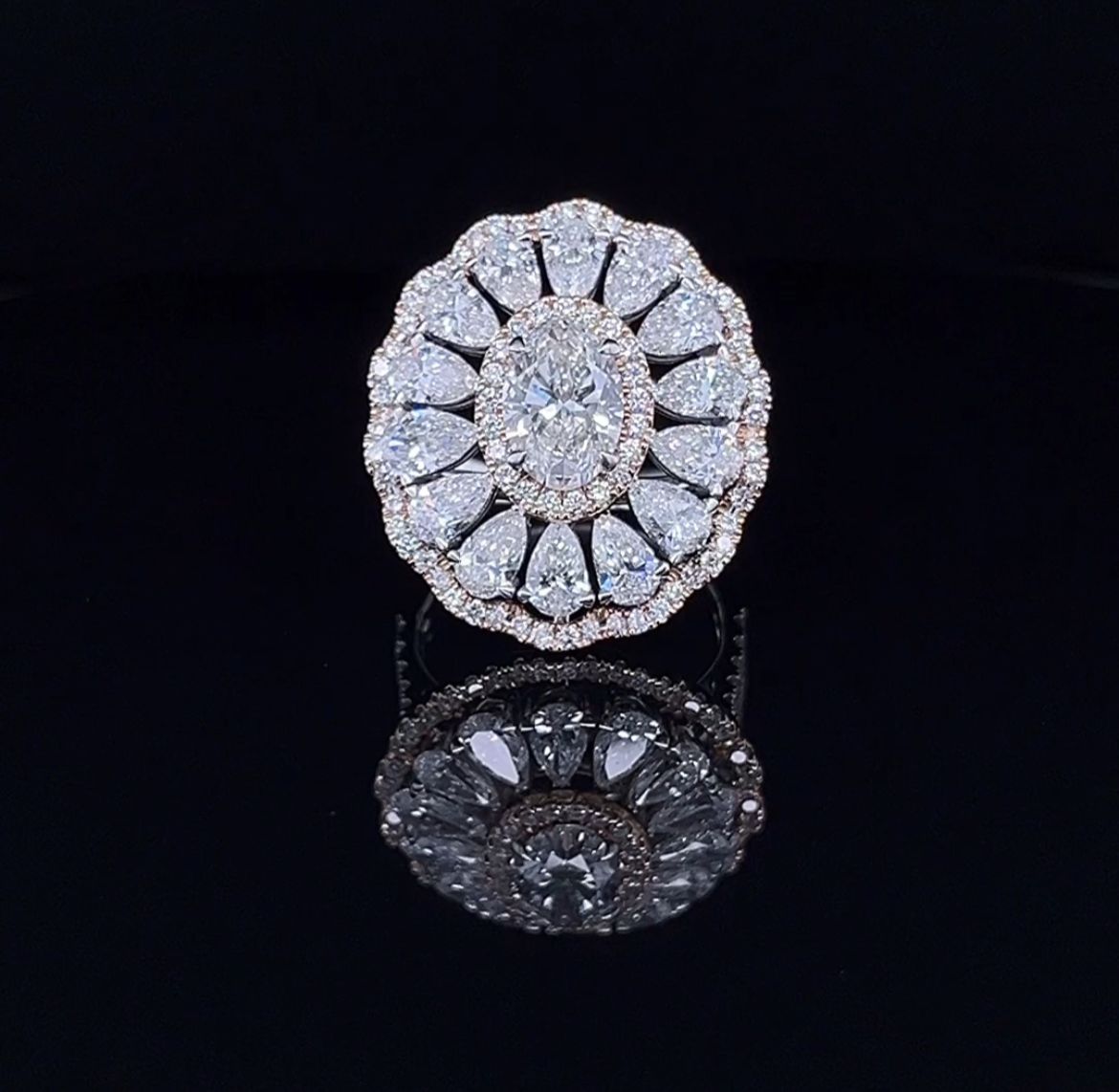 1.5 CARAT FLOWER SHAPE RING  (SJR57275)