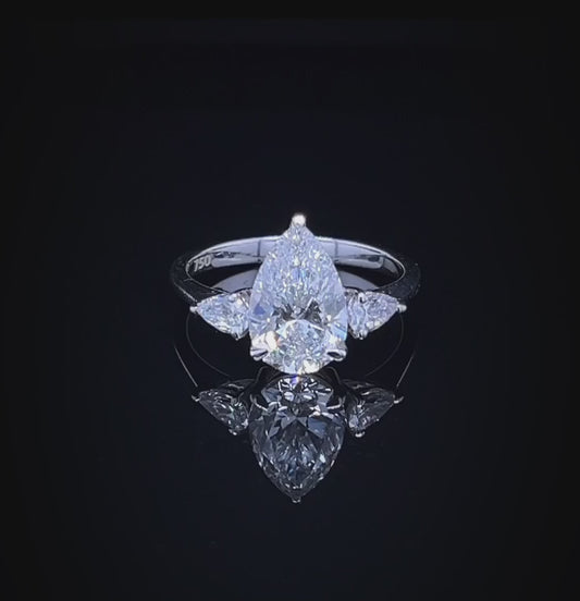 2CT PEAR TRIOLOGY RING (ARJS3147)