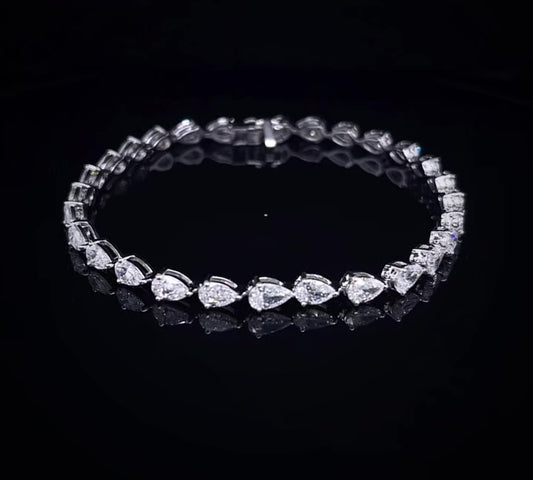 25PT PEAR DIAMOND BRACELET (ARJS3419)