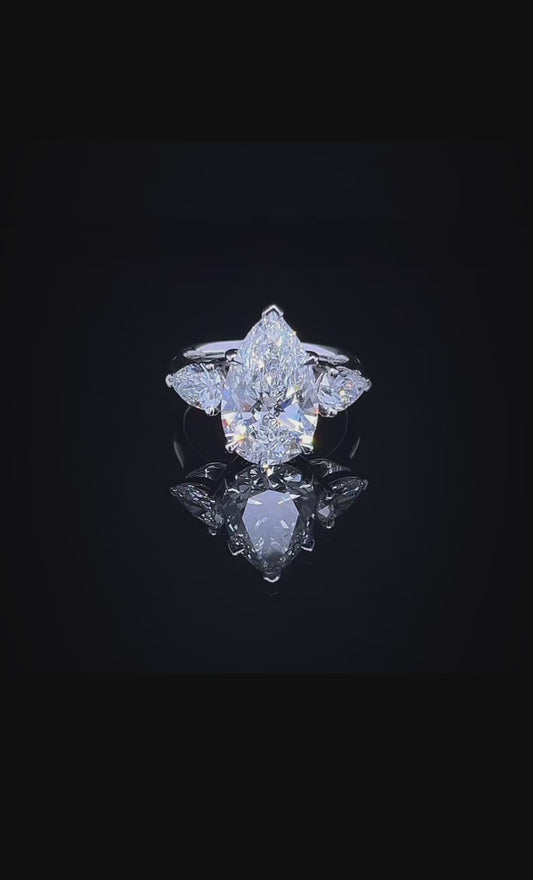 5CT PEAR TRILOGY RING (ARJS3242)