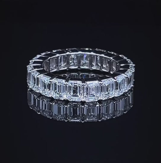 30 PT EMERALD FULL ETERNITY BAND (CTA1301)