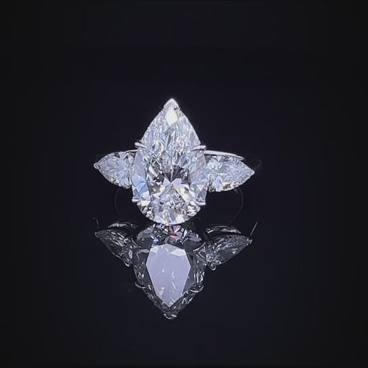 5CT PEAR TRIOLOGY RING (CTA1294)