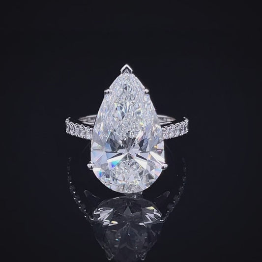10CT PEAR WITH SIDE DIAMOND (ARJS3362)