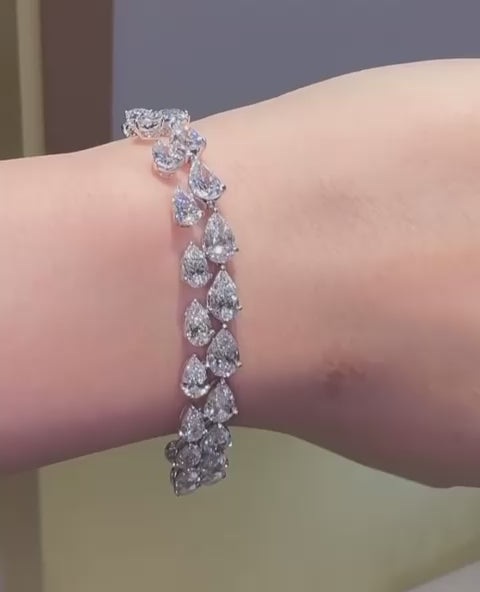 0.15 AND 0.25 PEAR SHAPE BRACELET