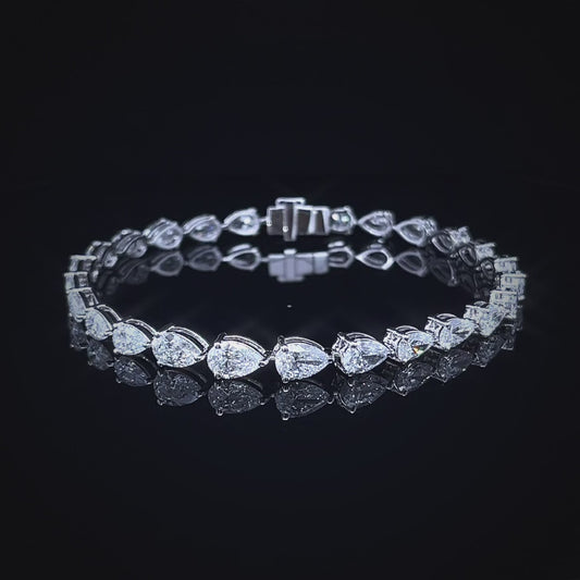 GRADUATION TENNIS BRACELET