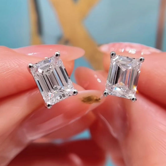 3CT EACH EMERALD STUD DIAMOND EARRING (ARJS4073)