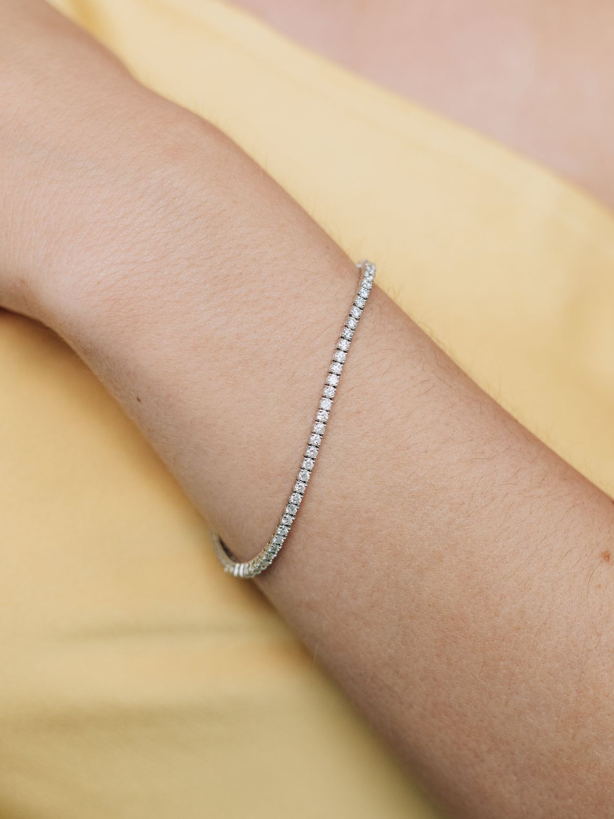 20 Pointer Round Tennis Bracelet (ARJS3618)