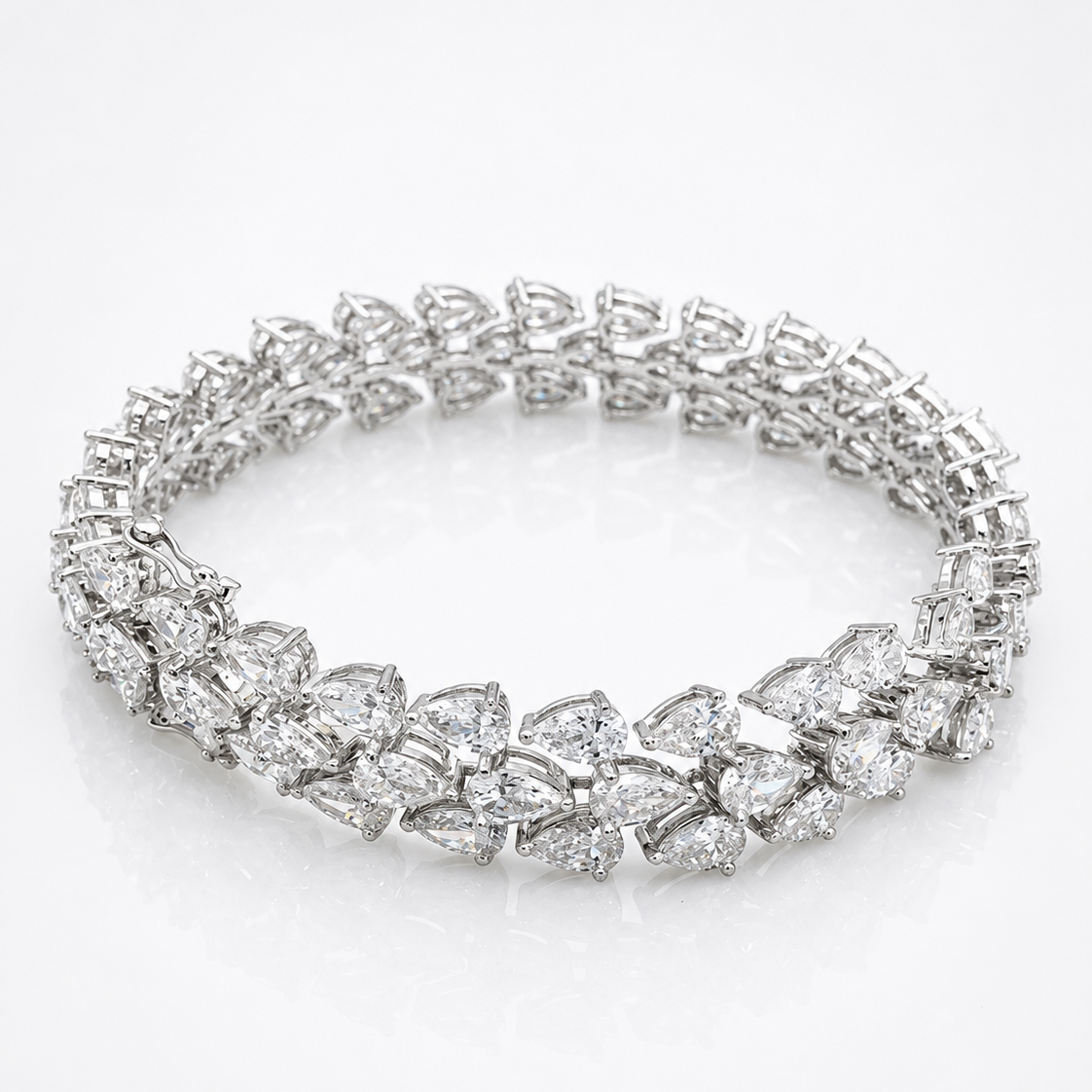 25PT PEAR 3 LINE DIAMOND BRACELET ( LARJS3588)