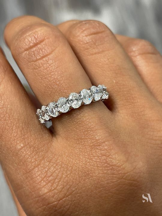 30 Pointer Oval Full Eternity Band (ARJS3096)