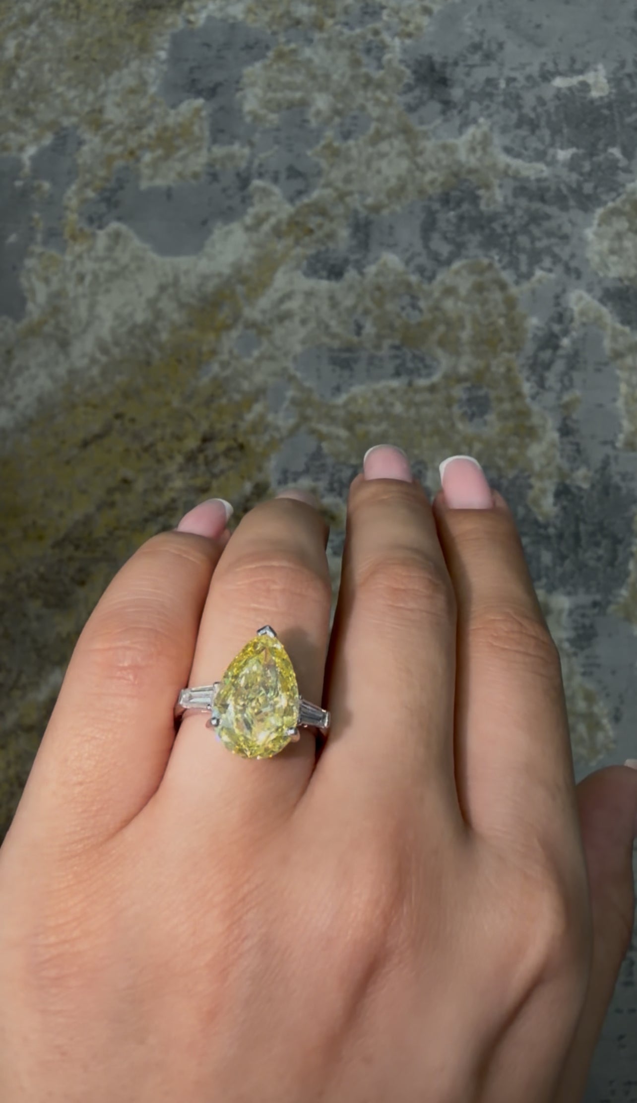 6.5 CT PEAR FANCY YELLOW DIAMOND RING