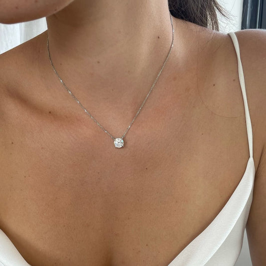 2 Carat Round Elegant Pendant (ARJS3770)