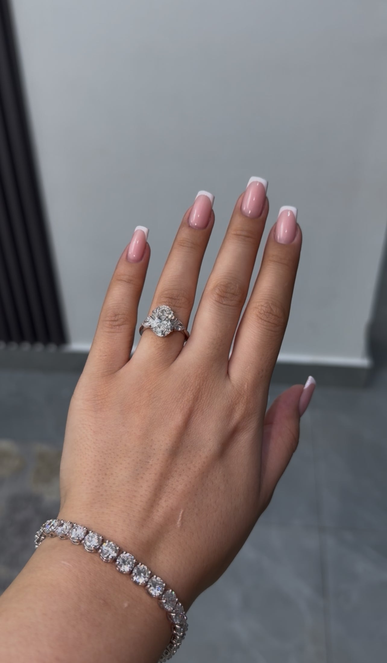 6 CT OVAL TRILOGY DIAMOND RING