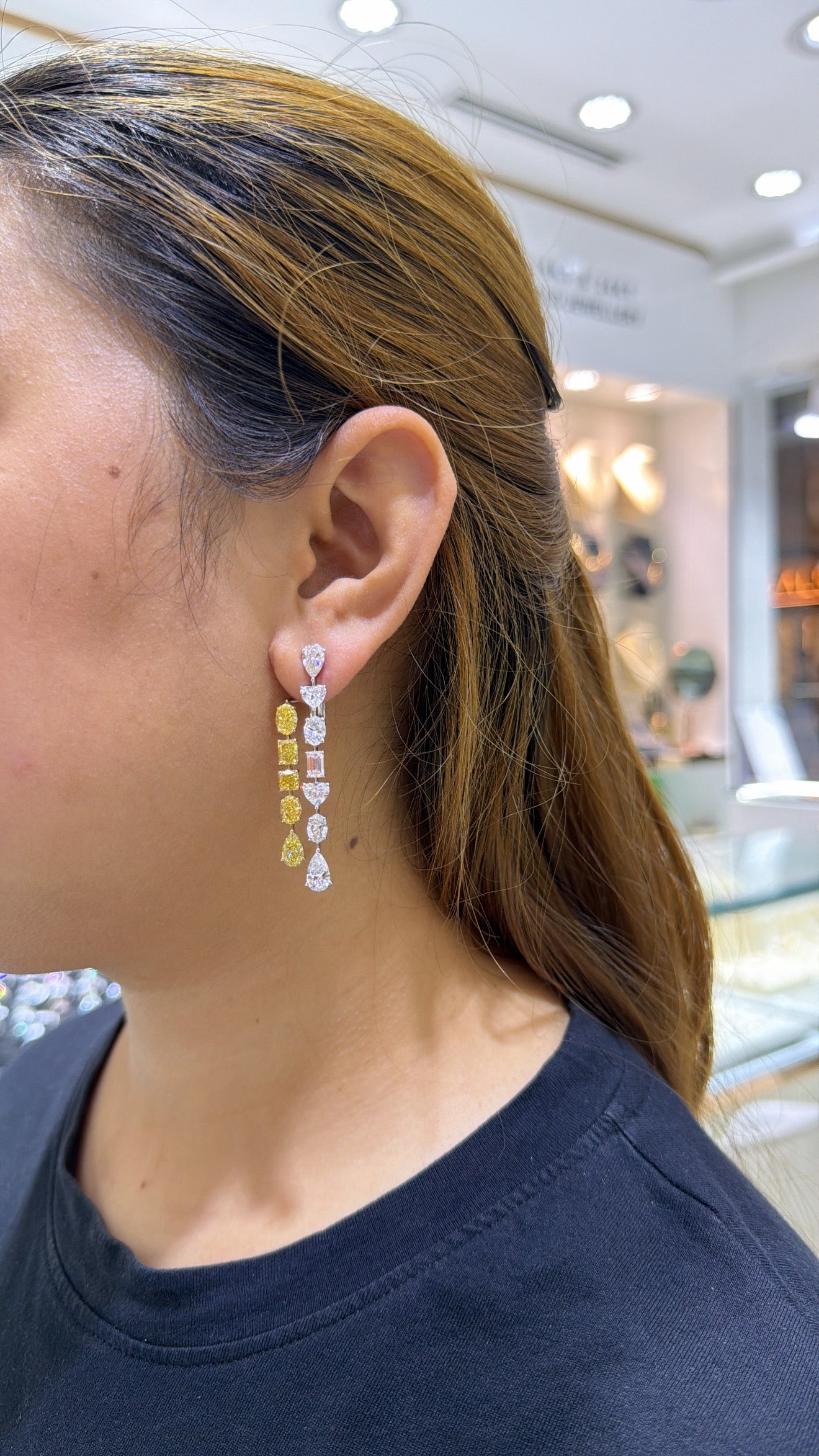 MIX SHAPE YELLOW WHITE EARRING (ARJS4114)