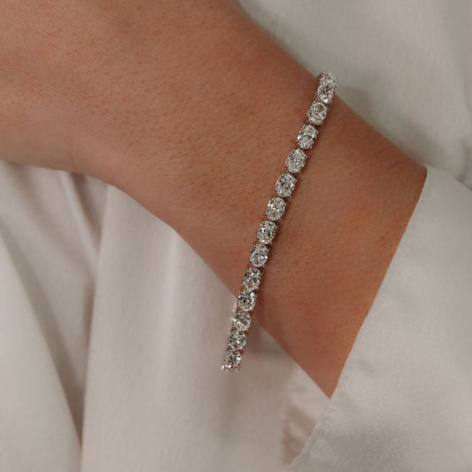 50 Pointer Oval One Line Bracelet (ARJS3851)