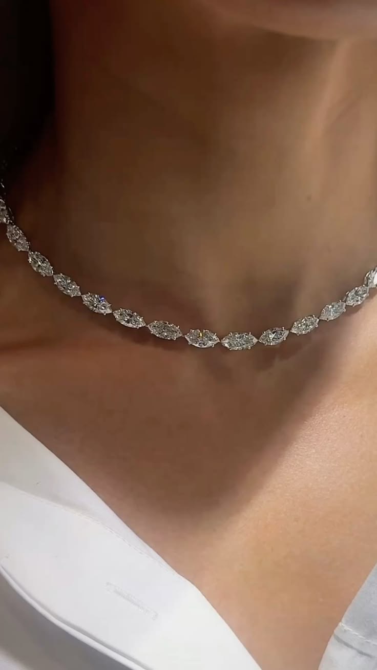 90 Pointer Marquise One Line Necklace (ARJS4115)