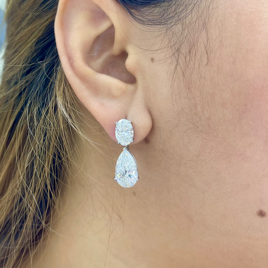 4CT Pear w.2CT Each Oval Earring (LARJS3558)