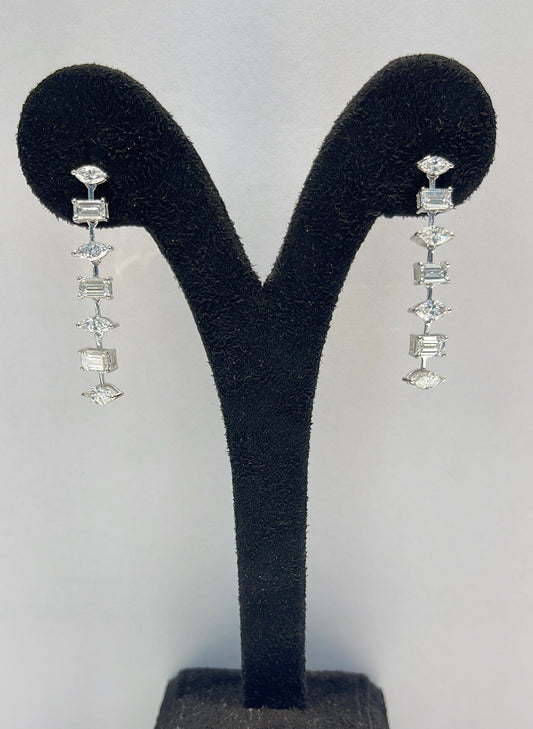 EMERALD & MARQUISE DIAMOND EARRING (LARJS3501)