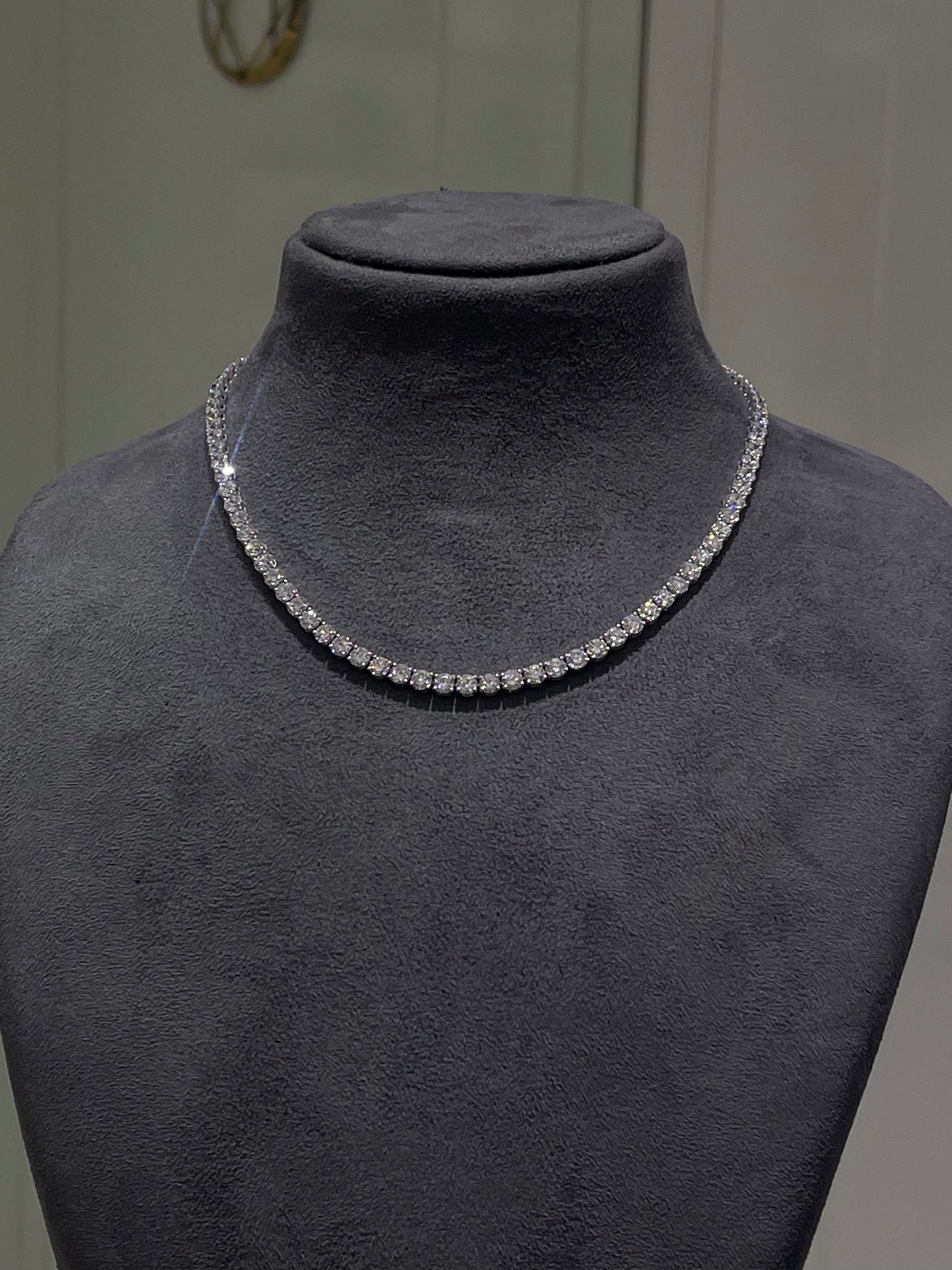 30 POINTER EACH ROUND TENNIS NECKLACE (ARJS3978)