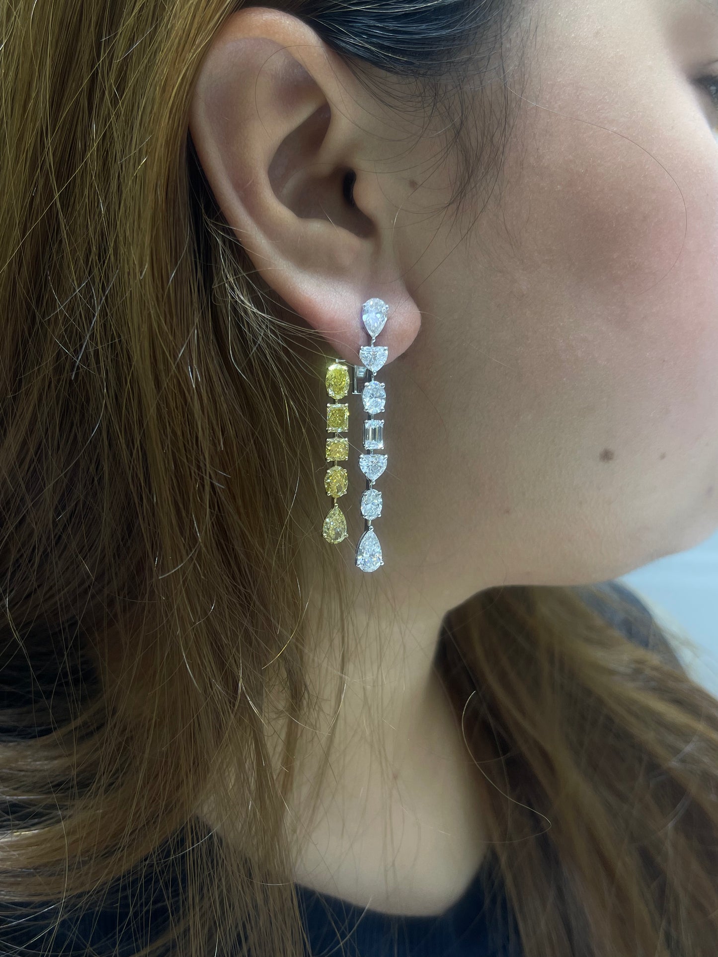 MIX SHAPE YELLOW WHITE EARRING (ARJS4114)