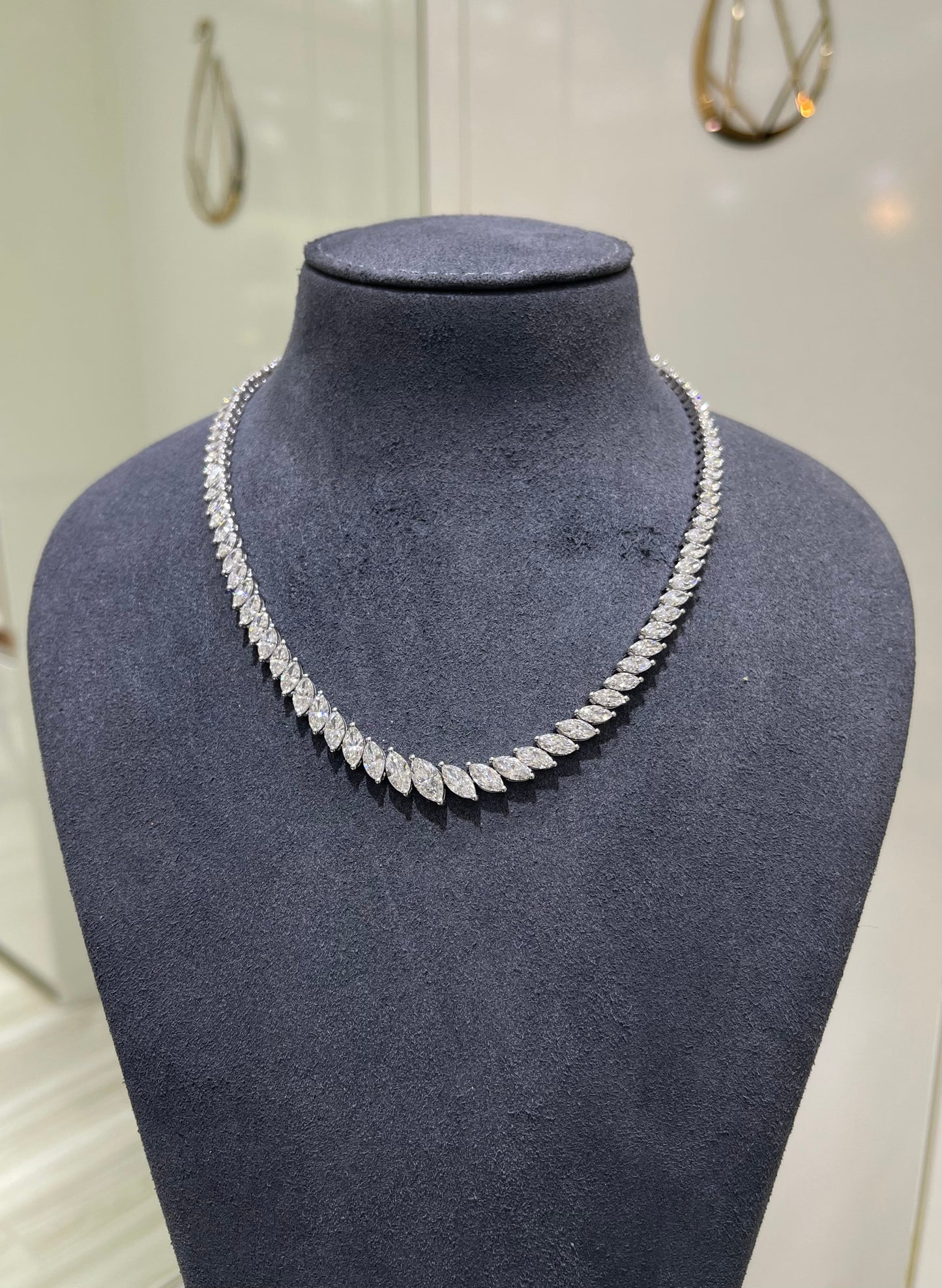 1CT in Graduated Marquise Cut Necklace