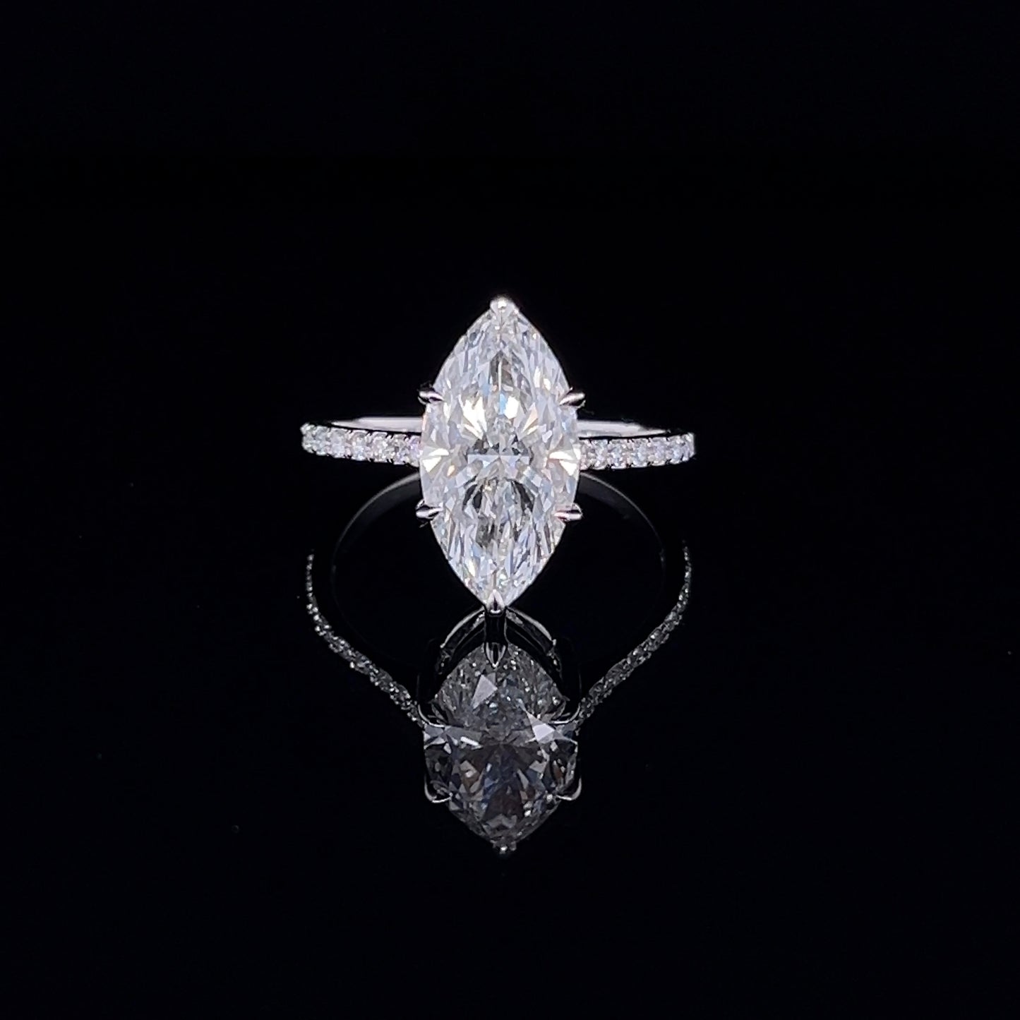 3.03 CARAT MARQUISE SHAPE RING  (KJR9731)