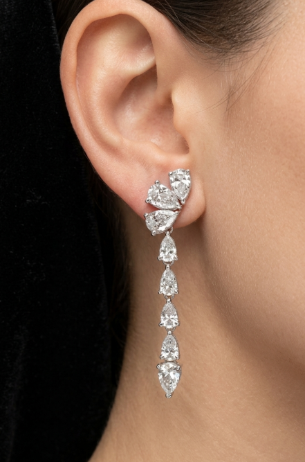 PEAR FLOWER DESIGN WITH DANGLING DIAMOND EARRING (LARJS3502)