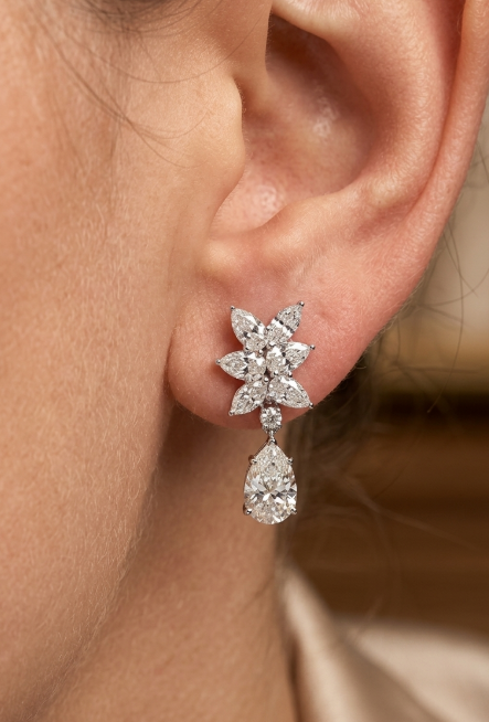 3CT EACH PEAR DANGLING EARRING (ARJS3478)