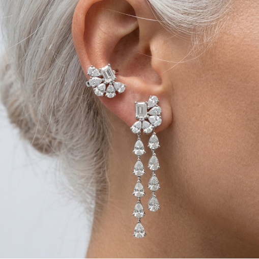 PEAR AND EMERALD DIAMOND EARRING (ARJS3332)