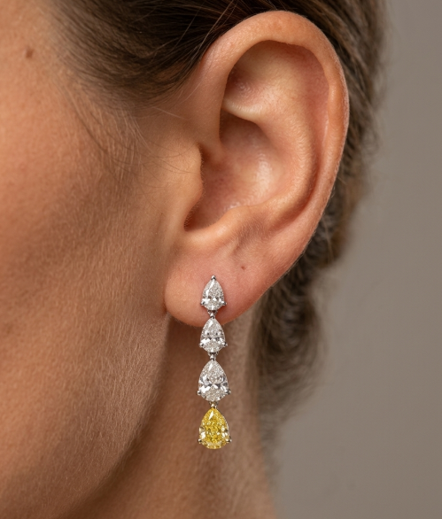 70PT PEAR FANCY YELLOW W/ DIAMOND EARRING (ARJS3324)