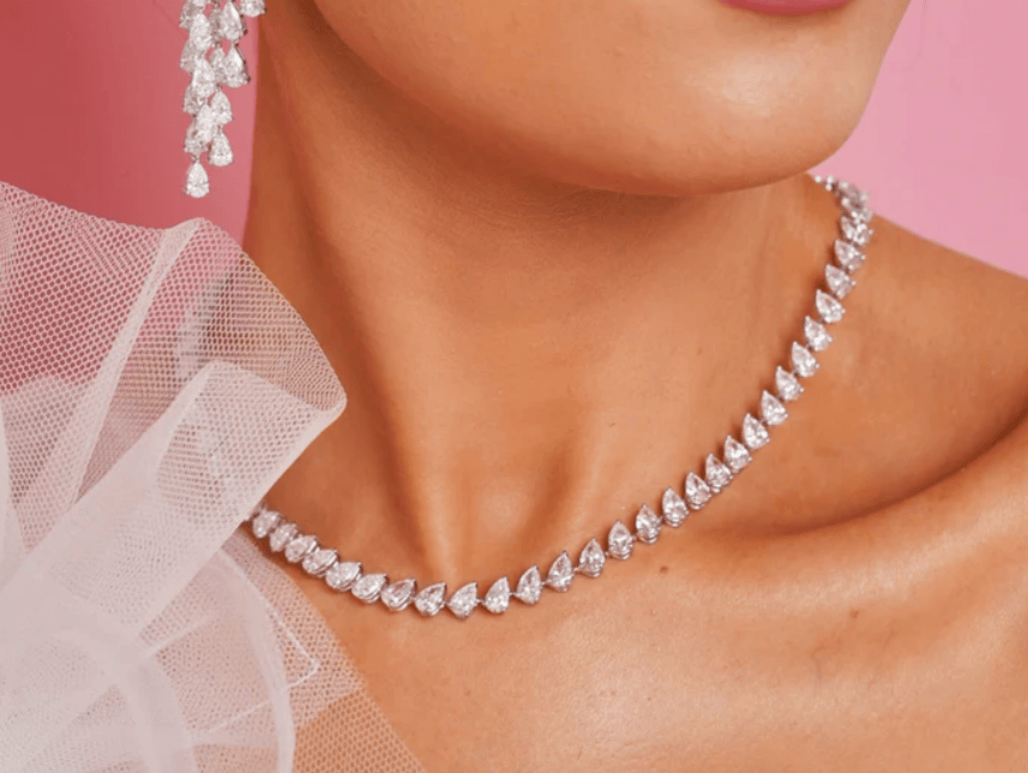 25 POINTER EACH PEAR ONE LINE NECKLACE (ARJS3949)