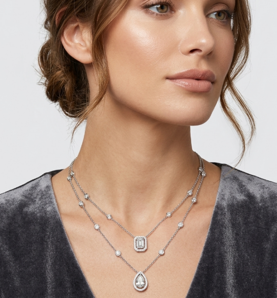 DOUBLE CHAIN EMERALD AND PEAR PENDANT