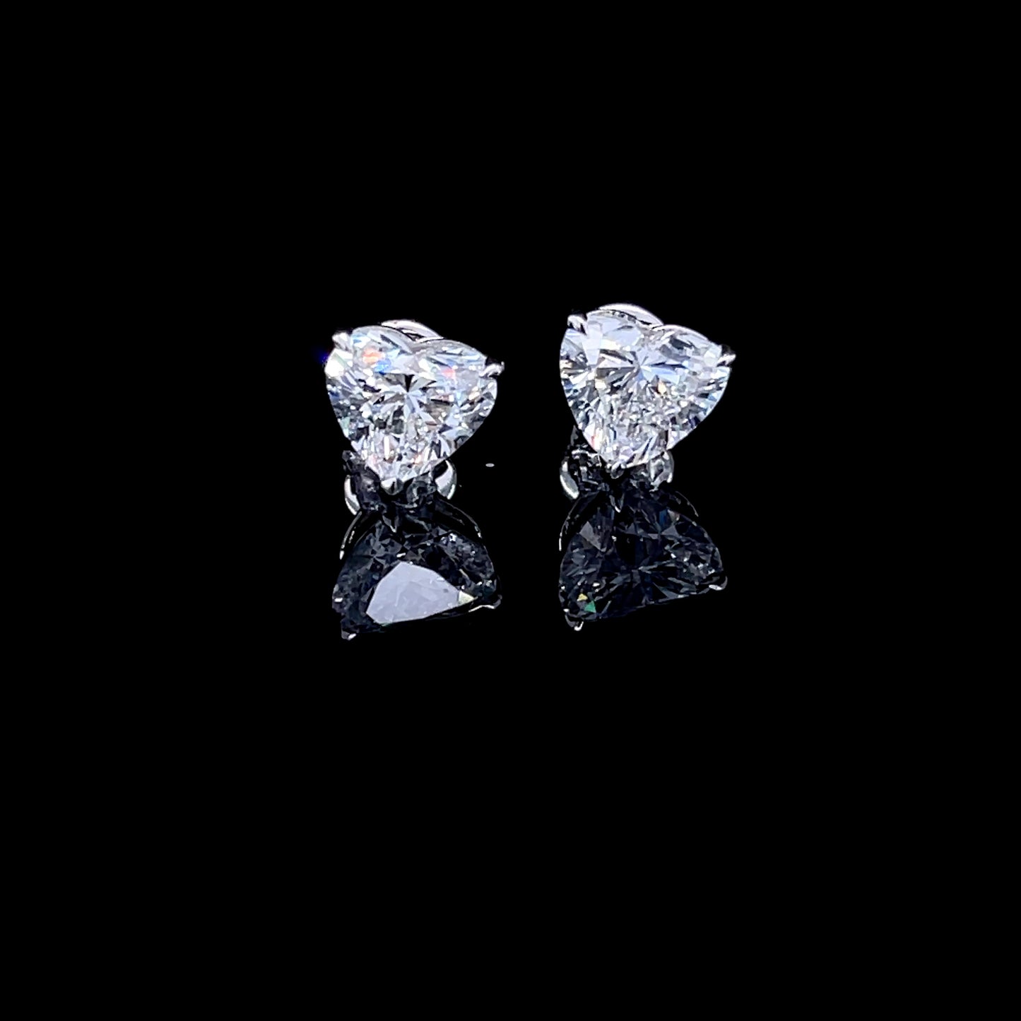 2CT Each Heart Shape Earring (LARJS3772)