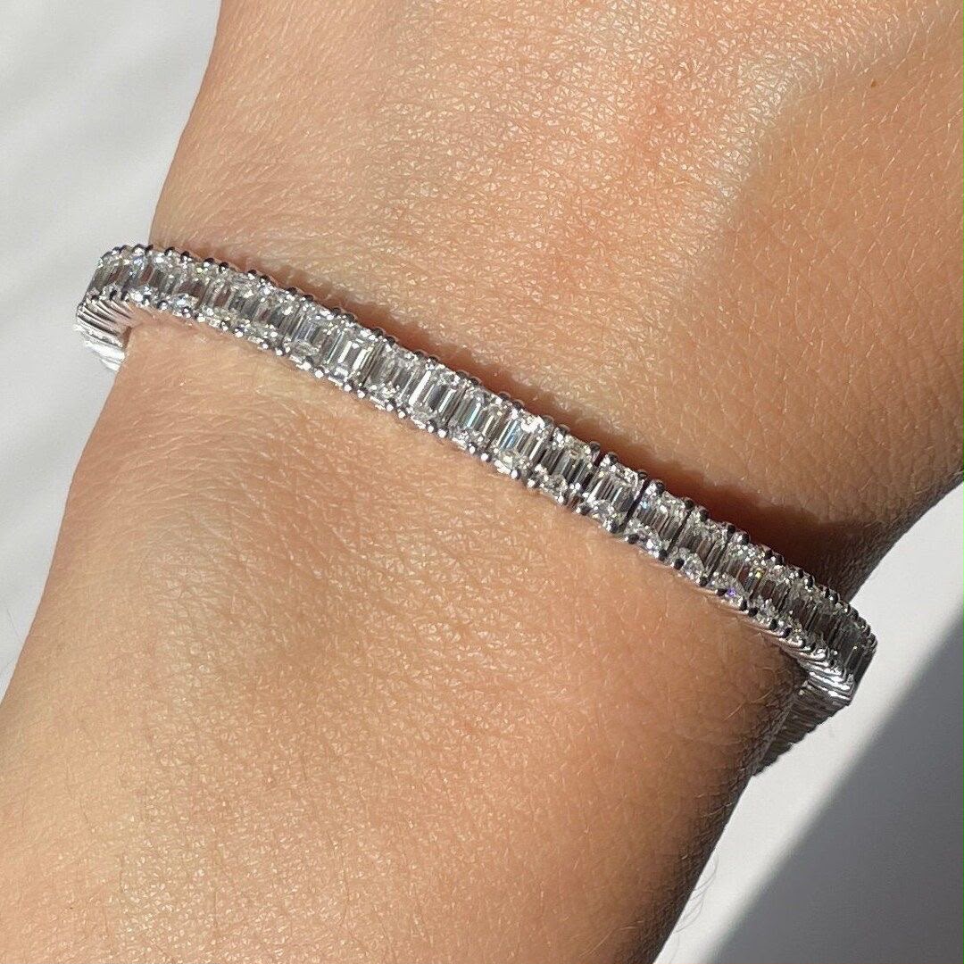 25 POINTER EMERALD TENNIS BRACELET (ARJS4005)