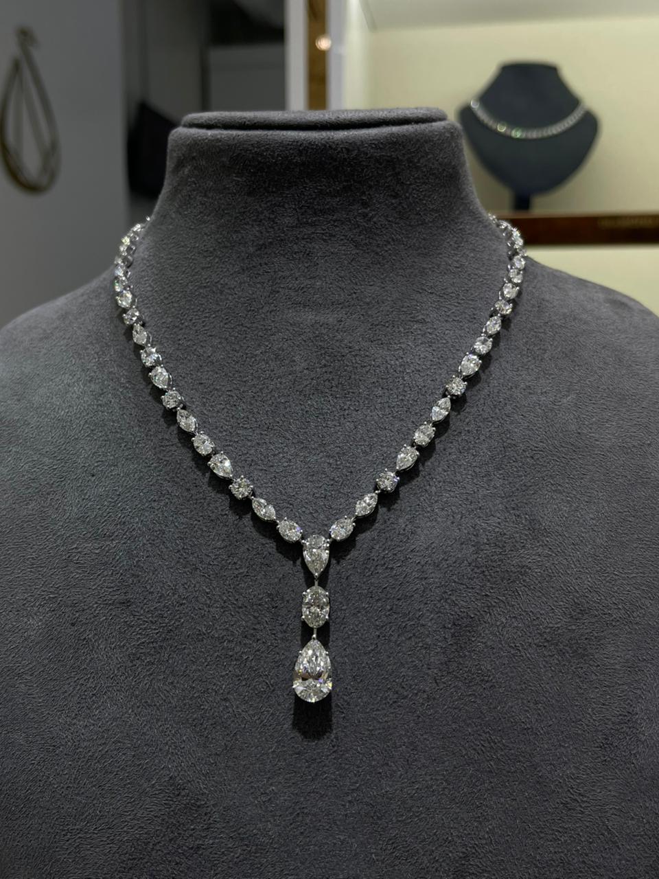 MIX SHAPE ONE LINE NECKLACE WITH 4CT PEAR DANGLING NECKLACE (ARJS3865)