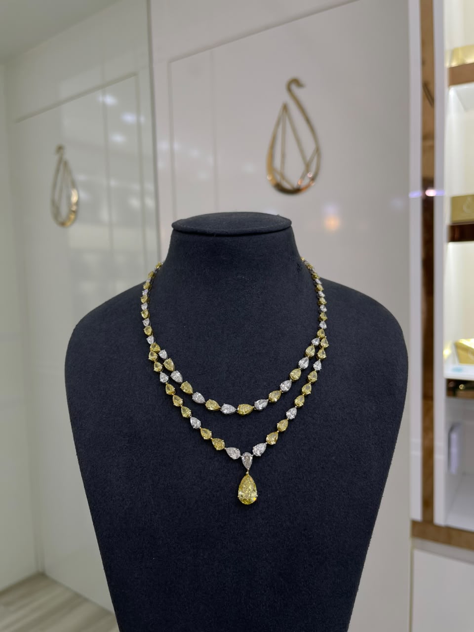 5 CARAT IN CENTRE PEAR TWO LINE NECKLACE (ARJS3373)