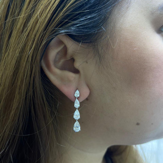 1 Carat Pear Graduation Earring (ARJS4064)