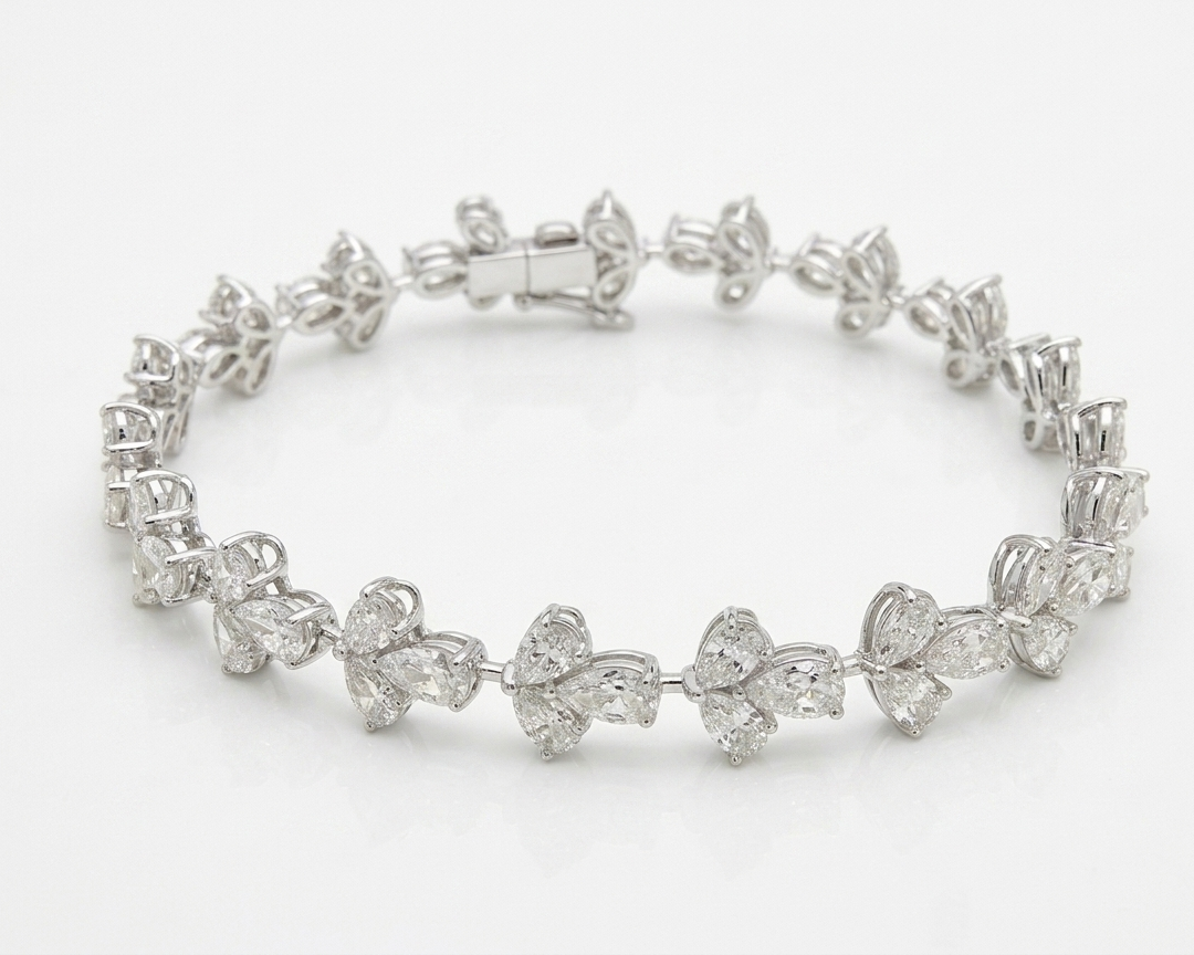 PEAR FLOWER STYLE ONE LINE BRACELET (ARJS3877)