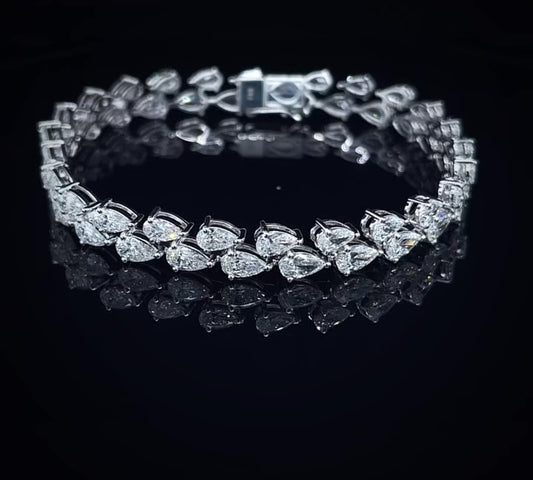 20 & 30PT PEAR 2 LINE DIAMOND BRACELET (LARJS3571)