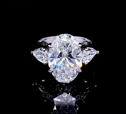 5CT OVAL TRILOGY RING (ARJS3475)