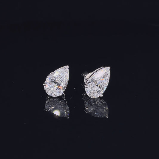 2 CT PEAR STUDS ( ARJS3952)