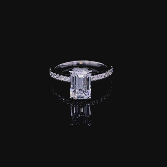 2CT EMERALD DIAMOND WITH SIDE DIAMOND RING (ARJS2922)