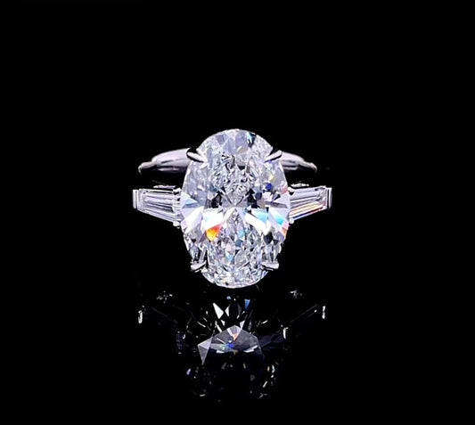 5CT OVAL WITH SIDE BAGUETTE DIAMOND RING (LARJS3542)