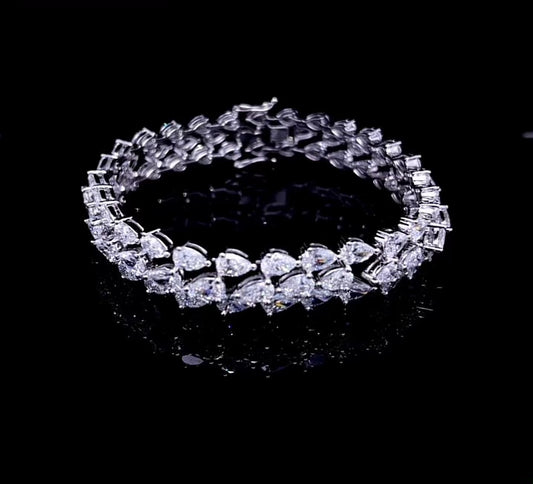 25PT PEAR DIAMOND BRACELET (ARJS3336)