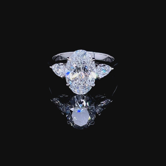 3CT Oval Trilogy Ring (LARJS3724)